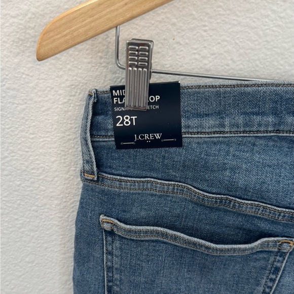 NWT J crew Mid rise Flare crop Women's Jeans size 28T - Picture 4 of 4